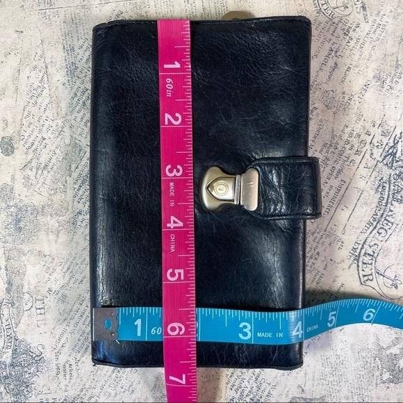 Vintage Perlina Trifold Leather Wallet - Picture 12 of 12